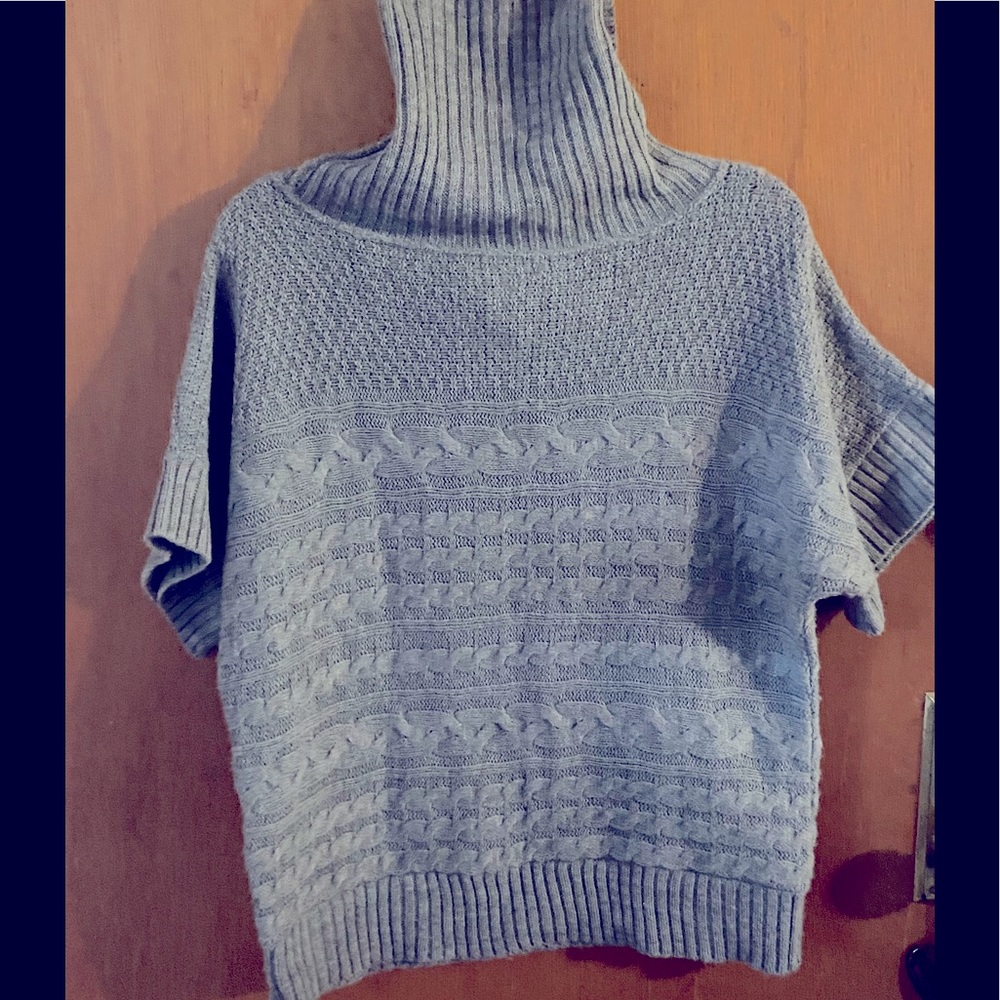 🥳HP🥳EUC*Hannah Cowl-neck Sweater- light Grey - Picture 8 of 8